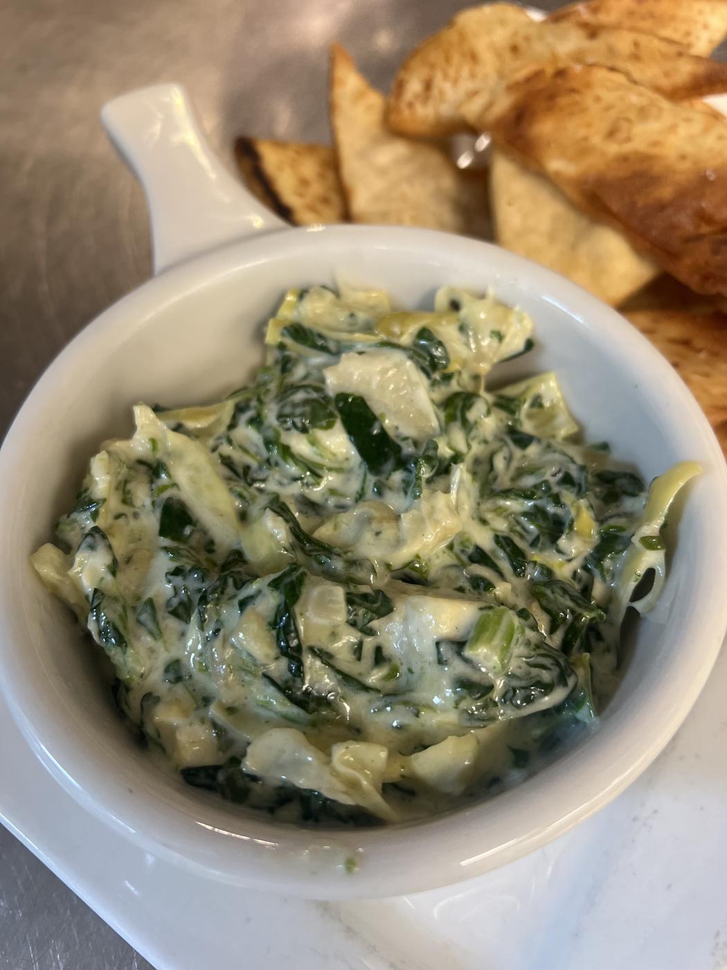 Spinach-artichoke dip with chips